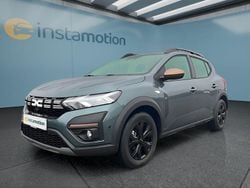 Grün Gebraucht 2025 Dacia Sandero Stepway Kleinwagen | 17.999 € (Fairer Preis)