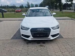 Weiß Gebraucht 2012 Audi A4 Attraction Kombi | 7.890 € (Fairer Preis)