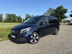 Blau Gebraucht 2021 Mercedes V250 Edition Van / Kleinbus | 45.000 € (Guter Preis)
