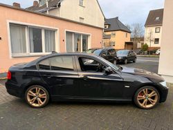Schwarz Gebraucht 2010 BMW 320 Limousine | 8.000 € (Etwas zu teuer)