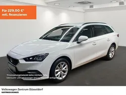 ´candy´ weiss Gebraucht 2021 Seat Leon Style Kombi | 21.650 € (Guter Preis)