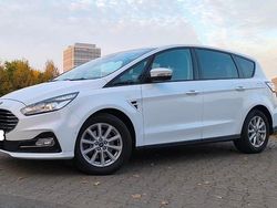 Weiß Gebraucht 2019 Ford S-MAX S Van / Kleinbus | 14.590 € (Guter Preis)