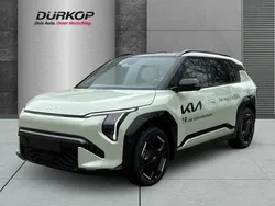 Aventurin grün met. Gebraucht 2024 Kia EV3 Comfort SUV | 45.650 €