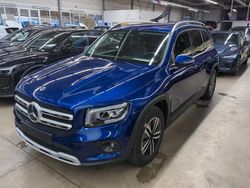 Blau Gebraucht 2021 Mercedes GLB220 Style SUV | 29.750 € (Fairer Preis)