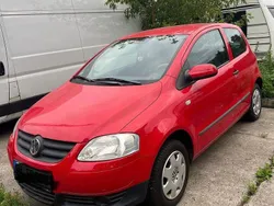 Rot Gebraucht 2006 VW Fox Kleinwagen | 2.850 € (Etwas zu teuer)