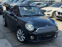 Schwarz Gebraucht 2012 Mini Cooper D Cabriolet Cabrio | 9.900 € (Fairer Preis)