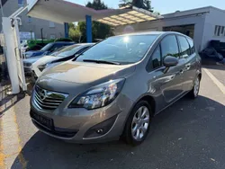Braun Gebraucht 2010 Opel Meriva Innovation Van / Kleinbus | 4.290 € (Fairer Preis)