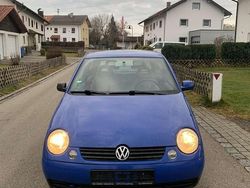 Blau Gebraucht 2001 VW Lupo Kleinwagen | 1.000 € (Fairer Preis)