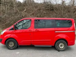 Rot Gebraucht 2016 Ford Tourneo Custom Titanium Van / Kleinbus | 13.000 €