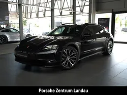 Tiefschwarzmetallic Gebraucht 2024 Porsche Taycan Cross Turismo Limousine | 93.890 € (Superpreis)