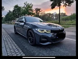 Grau Gebraucht 2019 BMW 320 M Sport Kombi | 26.700 € (Etwas zu teuer)