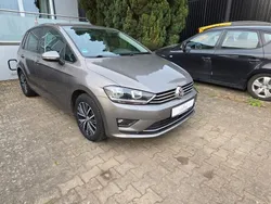 Grau Gebraucht 2016 VW Golf VII Allstar Limousine | 9.990 € (Etwas zu teuer)