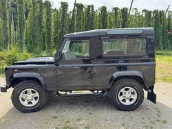 Schwarz Gebraucht 2014 Land Rover Defender SE SUV | 44.300 € (Superpreis)