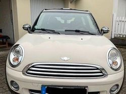 Beige Gebraucht 2007 Mini Cooper Clubman Pepper Kombi | 4.450 € (Fairer Preis)