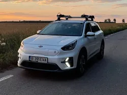 Weiß Gebraucht 2020 Kia e-Niro SUV | 22.500 € (Etwas zu teuer)