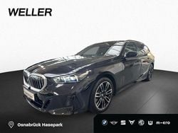 Alpinweiß (weiß) Gebraucht 2024 BMW 520 Comfort Edition Kombi | 49.350 € (Guter Preis)