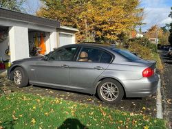 Grau Gebraucht 2011 BMW 318 Exclusive Limousine | 4.200 € (Superpreis)