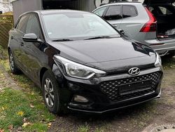 Schwarz Gebraucht 2019 Hyundai i20 YES! Kleinwagen | 10.990 € (Guter Preis)