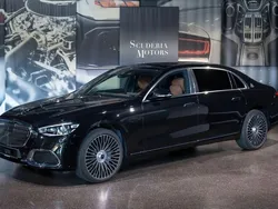 Obsidianblack metallic Neu 2025 Mercedes S580 Active Limousine | 235.620 €