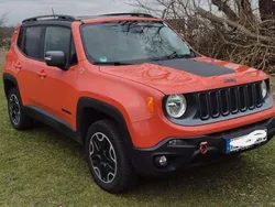 Orange Gebraucht 2015 Jeep Renegade SUV | 12.999 € (Fairer Preis)