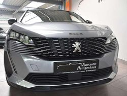 Grau Gebraucht 2023 Peugeot 3008 Allure SUV | 18.480 € (Superpreis)