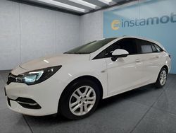 Weiß Gebraucht 2021 Opel Astra Kombi | 15.949 € (Fairer Preis)