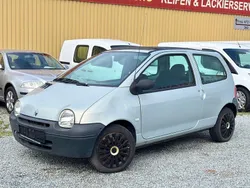 Silber Gebraucht 2003 Renault Twingo Kleinwagen | 1.999 € (Etwas zu teuer)