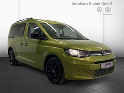 Grün Gebraucht 2022 VW Caddy Life Van / Kleinbus | 24.900 € (Fairer Preis)
