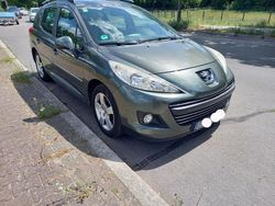Schwarz Gebraucht 2010 Peugeot 207 Kombi | 1.700 € (Superpreis)