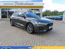 Magneticgrau Gebraucht 2024 Ford Focus ST-Line X Limousine | 25.950 € (Fairer Preis)