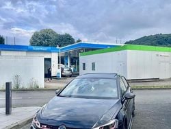 Schwarz Gebraucht 2019 VW Golf VII GTI Kleinwagen | 20.800 €