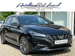 Abyss black Gebraucht 2024 Hyundai i30 Advantage Kombi | 27.000 € (Fairer Preis)