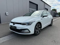Weiß Gebraucht 2020 VW Golf VIII Style Limousine | 15.900 € (Fairer Preis)