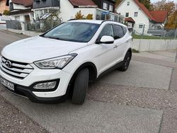 Weiß Gebraucht 2015 Hyundai Santa Fe Premium SUV | 12.300 € (Fairer Preis)