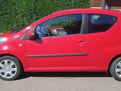 Rot Gebraucht 2011 Peugeot 107 Filou Kleinwagen | 2.500 € (Fairer Preis)