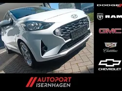 Weiß Gebraucht 2020 Hyundai i10 Trend Kleinwagen | 9.390 €
