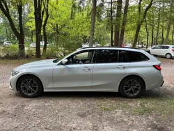Weiß Gebraucht 2020 BMW 320 Luxury Line Kombi | 24.300 € (Fairer Preis)