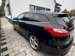 Schwarz Gebraucht 2013 Ford Focus ST-Line Kombi | 6.900 € (Teuer)