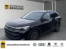 Schwarz Gebraucht 2024 VW Tiguan Pro SUV | 35.888 € (Superpreis)
