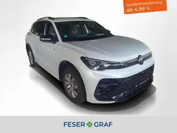 Oryxweiß perlmutteffekt Gebraucht 2024 VW Tiguan Style SUV | 39.450 € (Guter Preis)