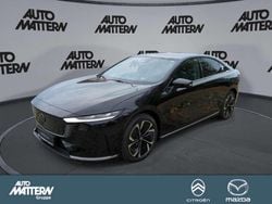 Jet black Neu 2025 Mazda 6e Takumi-Line Limousine | 42.390 € (Fairer Preis)