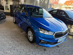 Blau Gebraucht 2023 Skoda Fabia Ambition Kleinwagen | 17.400 € (Guter Preis)