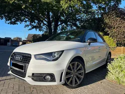Weiß Gebraucht 2013 Audi A1 Sportback S-Line Kleinwagen | 11.990 € (Etwas zu teuer)