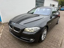 Grau Gebraucht 2012 BMW 520 Comfort Edition Kombi | 8.199 € (Superpreis)