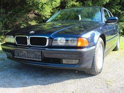 Blau Gebraucht 1995 BMW 730 Limousine | 13.990 €