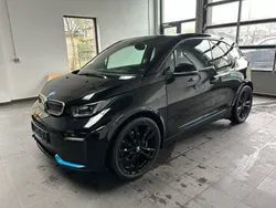 Fluid black mit akzent bmw i b Gebraucht 2022 BMW i3 Performance Kleinwagen | 24.950 € (Guter Preis)