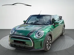 Grün Gebraucht 2021 Mini Cooper Cabriolet Classic Cabrio | 23.500 € (Guter Preis)