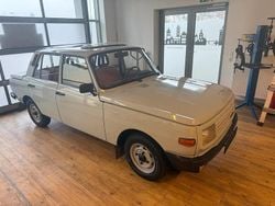 Weiß Gebraucht 1986 Wartburg 353 Limousine | 8.999 €