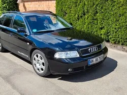Schwarz Gebraucht 1999 Audi A4 Performance Kombi | 1.850 € (Guter Preis)