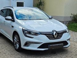 Weiß Gebraucht 2019 Renault Mégane GT Line GT-Line Limousine | 12.000 € (Guter Preis)